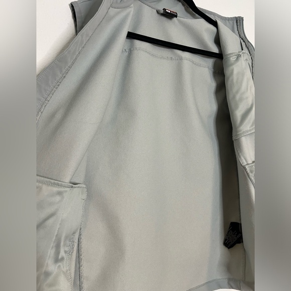 32 Degrees Gray Performance Midweight Tech Vest Size Medium - Picture 5 of 8
